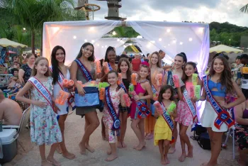 Luau Bye Bye Summer/2023