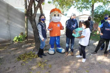 Dores em Ação Social - Vilas Conceição e Lorenzi, Lar Itagiba e no Abrigo Espírita Oscar José Pithan