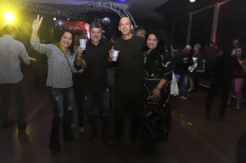 Embalos de Sábado a Noite