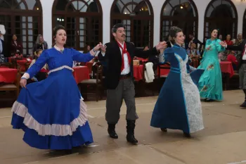 Noite do Grupo de Danças Veterano
