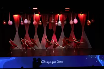 XX Espetáculo de Dança - Entre Laços e Abraços