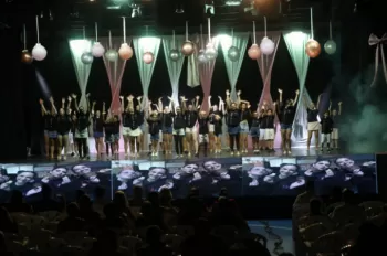 XX Espetáculo de Dança - Entre Laços e Abraços