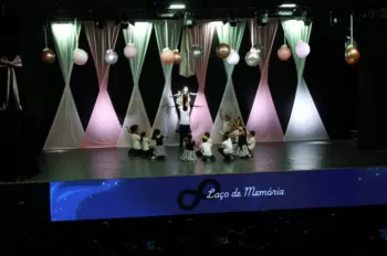 XX Espetáculo de Dança - Entre Laços e Abraços