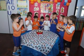 Aniversariantes de Outubro - Escola Doritos