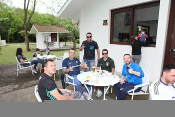 Jogo Festivo - Amigos de Quarta