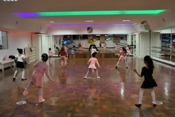 Aula de Ginástica Funcional Kids