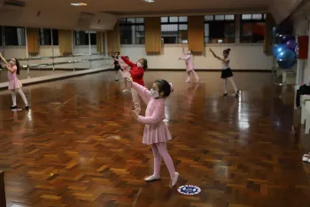 Aula de Ginástica Funcional Kids