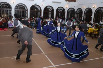 Noite do Grupo de Danças Veterano - Semana Farroupilha do DT