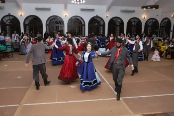 Noite do Grupo de Danças Veterano - Semana Farroupilha do DT