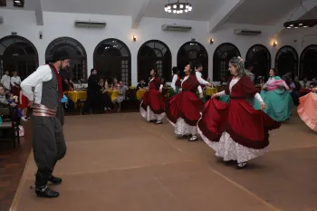 Noite do Grupo de Danças Adulto - Semana Farroupilha do DT