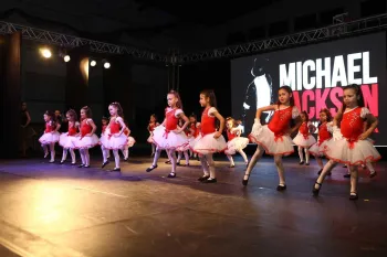 14º Espetáculo Cia. Dance One Dores