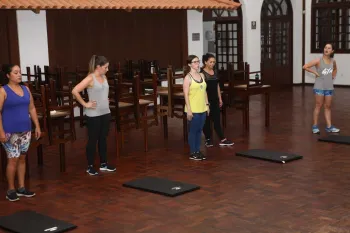 Projeto Verão 2019 - Aulas de Ginástica Funcional