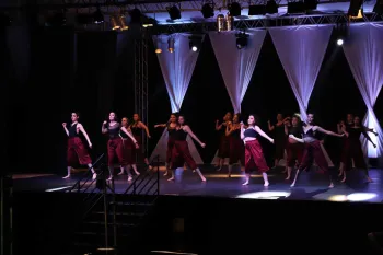 Essência - XV Espetáculo Dance One Dores Cia. de Dança