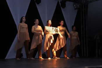 Essência - XV Espetáculo Dance One Dores Cia. de Dança