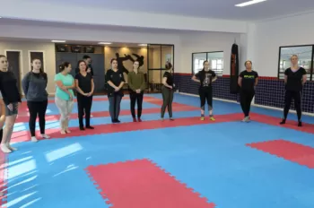 Aula de Defesa Pessoal Feminina