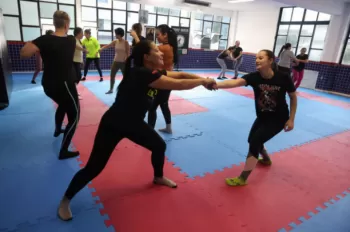 Aula de Defesa Pessoal Feminina