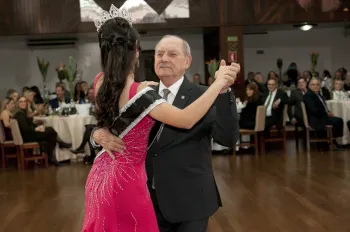 Jantar Baile Acalentos de Outono