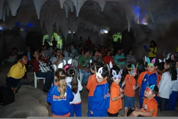 Chegada do Coelho na Sede Campestre - Doritos Infantil IV e V