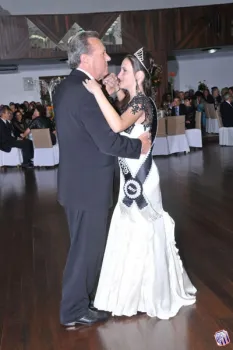 Clube Dores