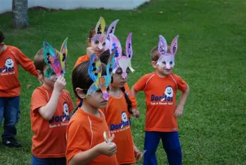 Chegada do Coelho na Sede Campestre - Doritos Infantil IV e V