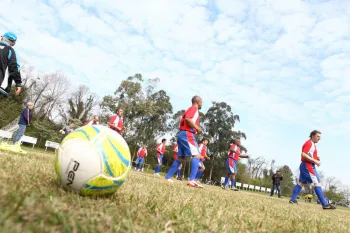 Equipe Dores em partida válida pela final da 30ª Copa de Veteranos.