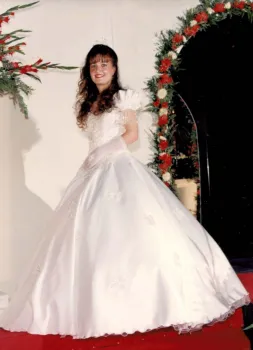 Aline em sua festa, em 1992.