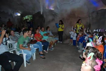 Chegada do Coelho na Sede Campestre - Doritos Infantil IV e V