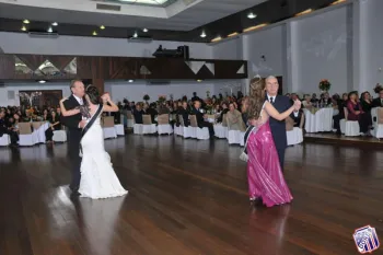 Clube Dores