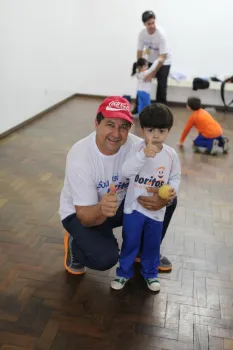 Pais são homenageados pelos alunos da Escola Doritos