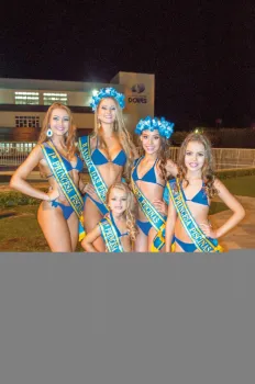 As dorenses com suas faixas. Da esquerda para a direita: Rafaela Nagel, primeira princesa juvenil; Gabriela Palma, rainha adulta; Giovanna Martins, rainha teen; Larissa Vizotto, segunda princesa infantil; em frente, Isadora Cabeda, primeira pincesa mirim.