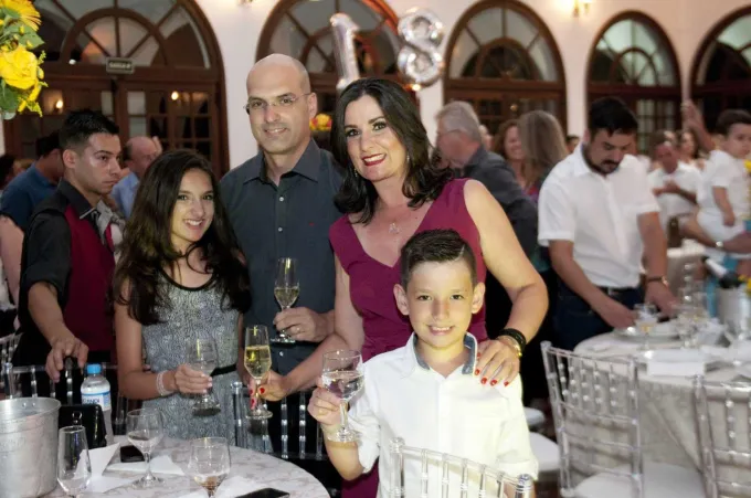 Réveillon 2018 - Jantar Pais e Filhos