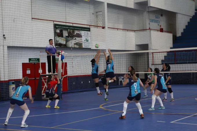 Dores sediará a etapa final da Liga Master Feminina de Voleibol