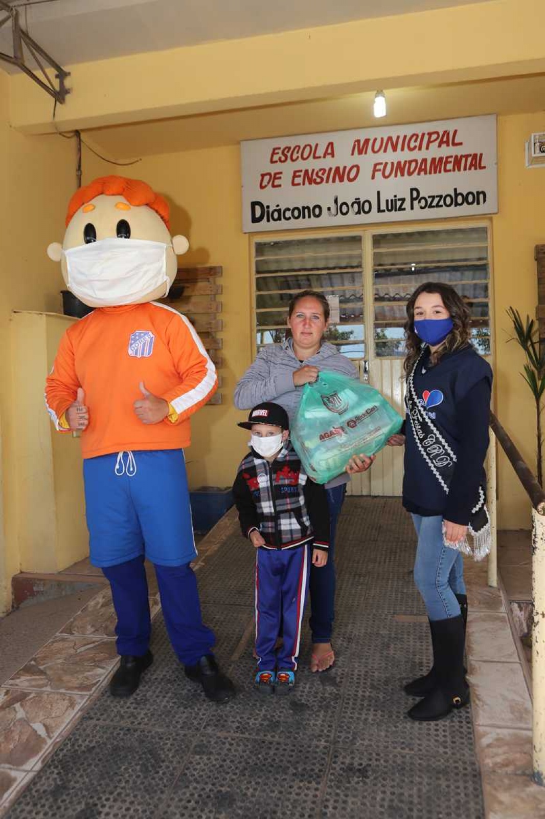 Dores em Ação Social Diácono João Luiz Pozzobon